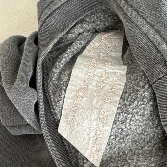 Scripture Crewneck - Picture 5 of 9